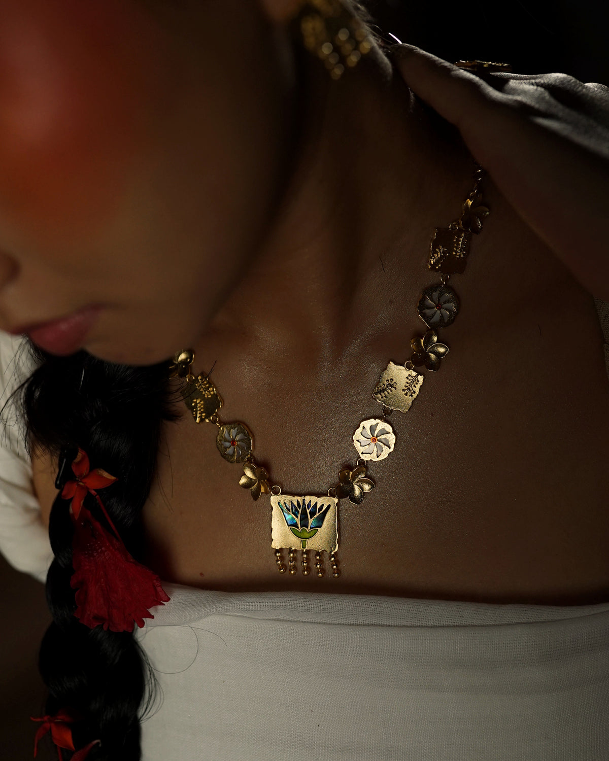 Tora Necklace